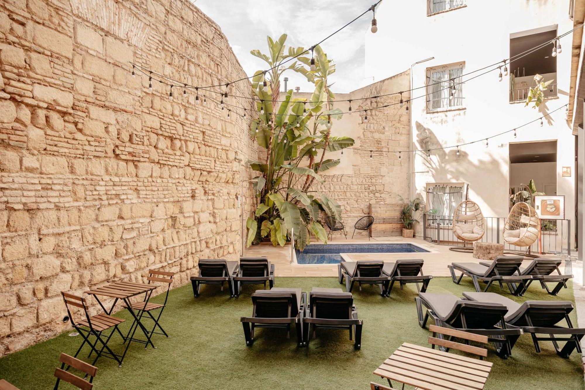 Astuto Boutique Jerez - Adults Only Hotel Jerez de la Frontera Exterior photo